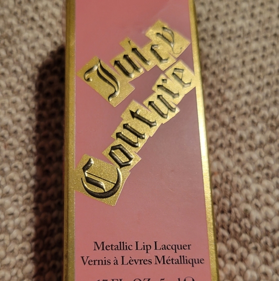 Juicy Metallic Lip Makeup - Picture 3 of 6